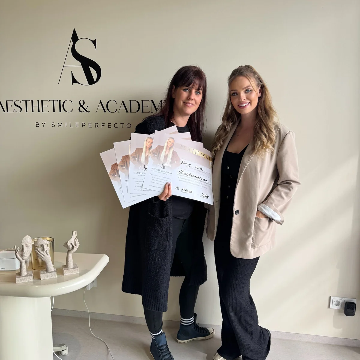 Aesthetic & Academy by Smileperfecto – Denise Mojen Hamburg