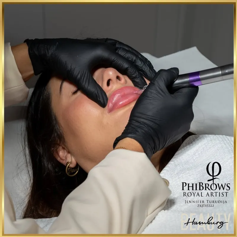 Jennifer Turudija – PowderBrows & OmbreBrows MasterClass in Hamburg