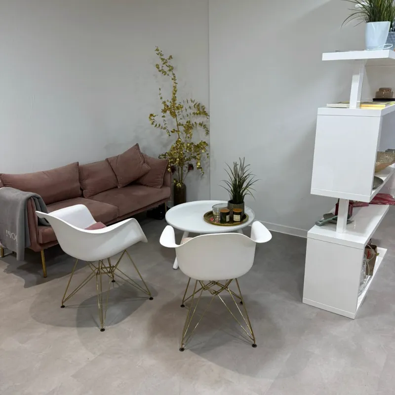 Katarina Hinz – Wimpernverlängerung MasterClass in Wedel