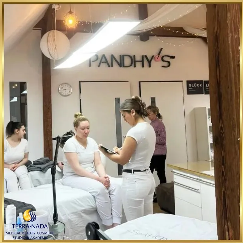 Nada Fischinger – PowderBrows & OmbreBrows MasterClass in Ulm